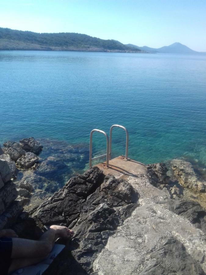 Apartment Rojal Mali Lošinj Esterno foto